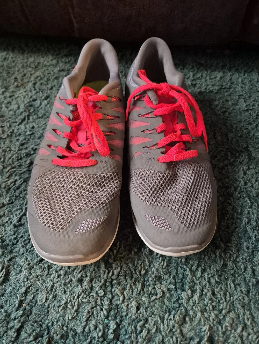 Nike Free 5.0 Running Shoes Women's Size 9.5 Gray Pink